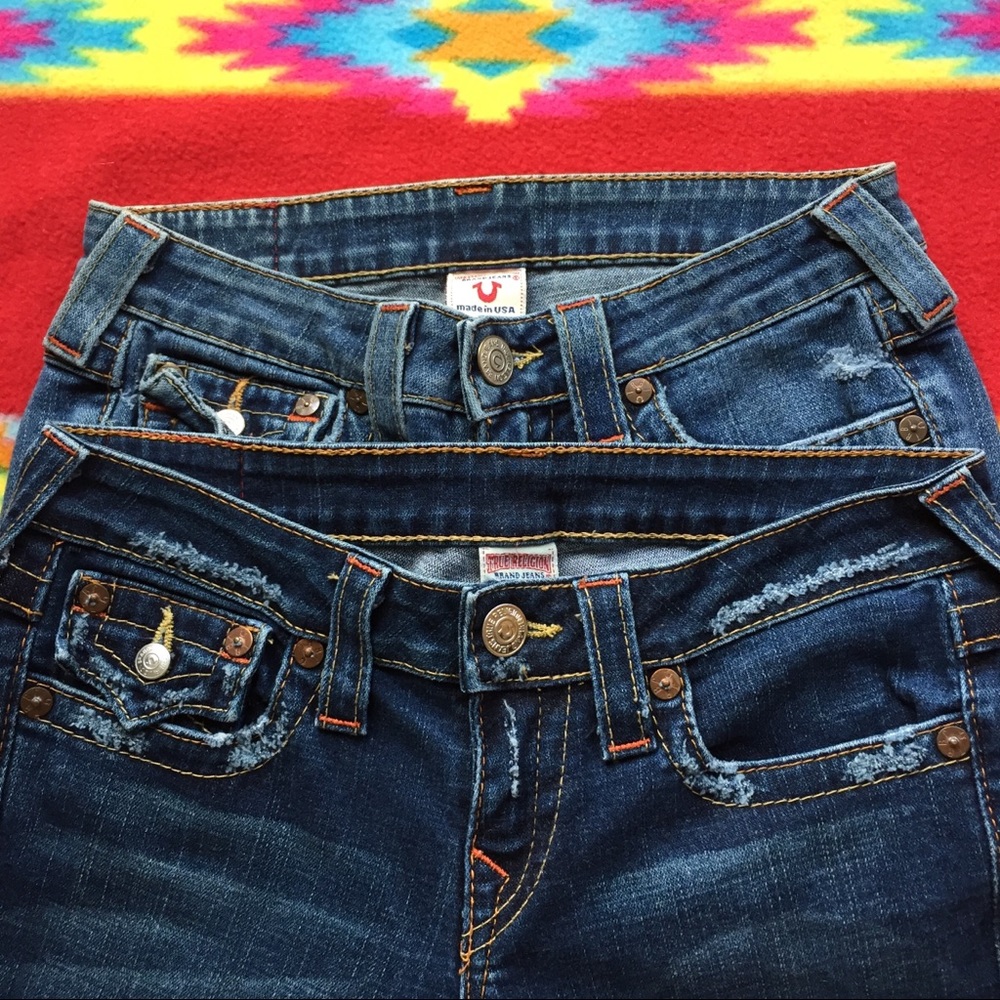 2 True Religion Joey Flare Twist Jeans (27 & 28)